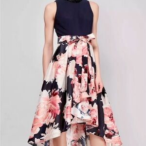 💕 Beautiful Brand New SLNY Navy and cream